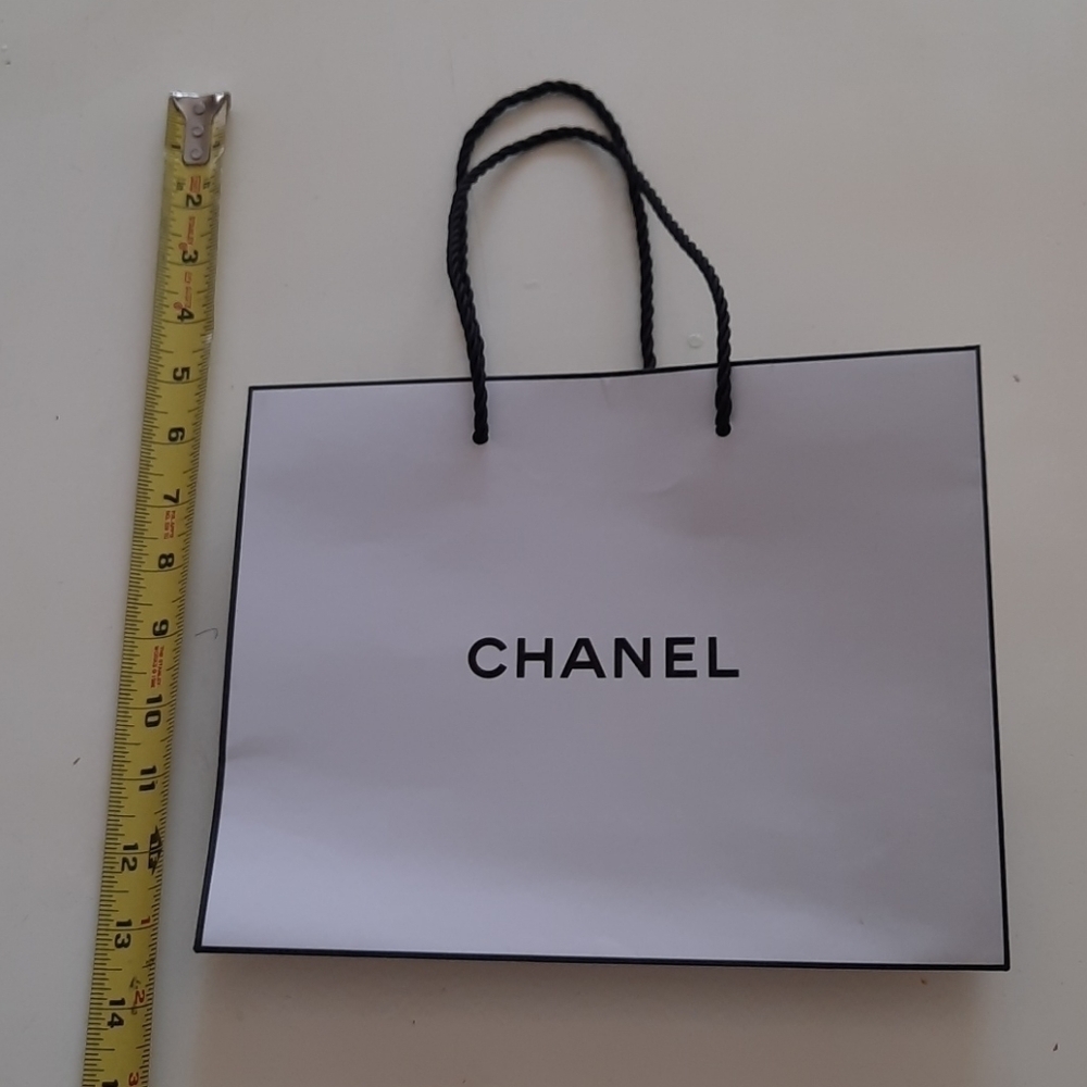 Chanel Authentic Small White Paper Shopping Bag Gift Tote - Picture 7 of 8